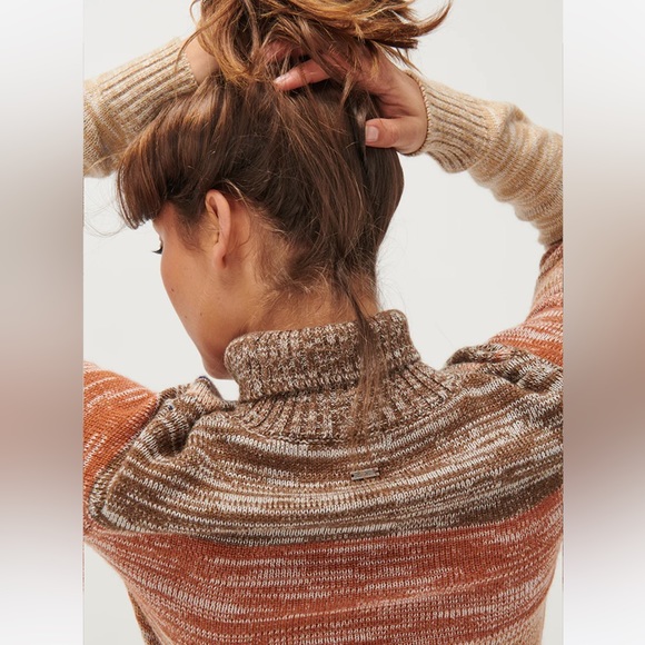 Retro turtleneck sweater - Picture 6 of 13